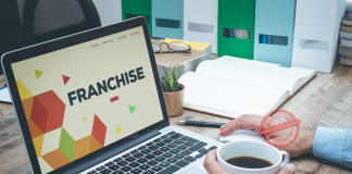 What is franchising in business
